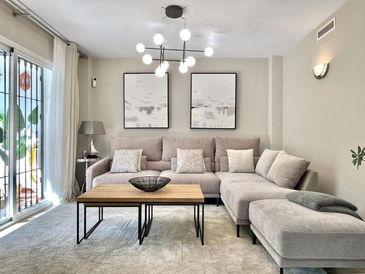Unique Townhouse In Front Of Puerto Banus Apartamento *